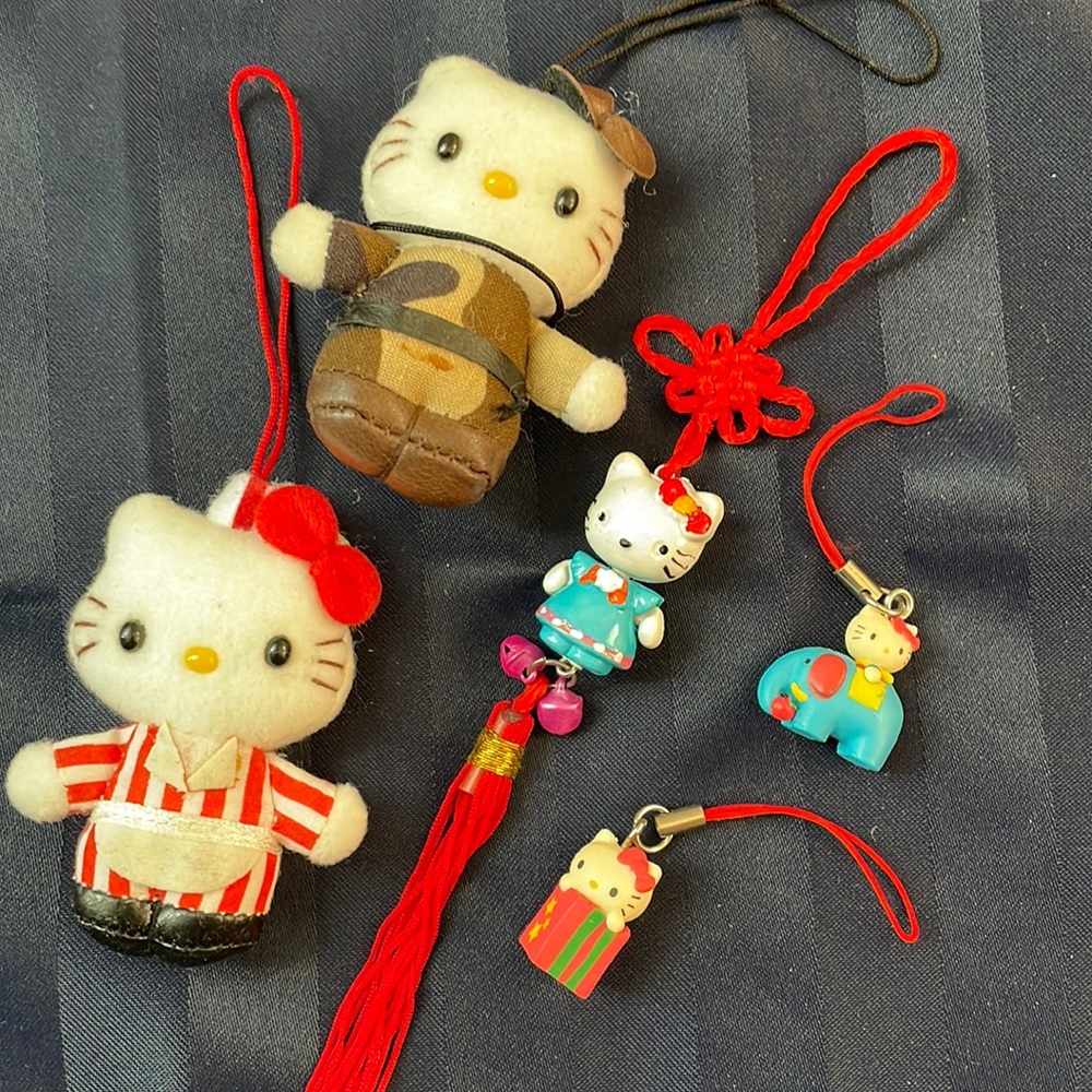 Sanrio Hello Kitty ornaments and cell phone charms | bundle of five